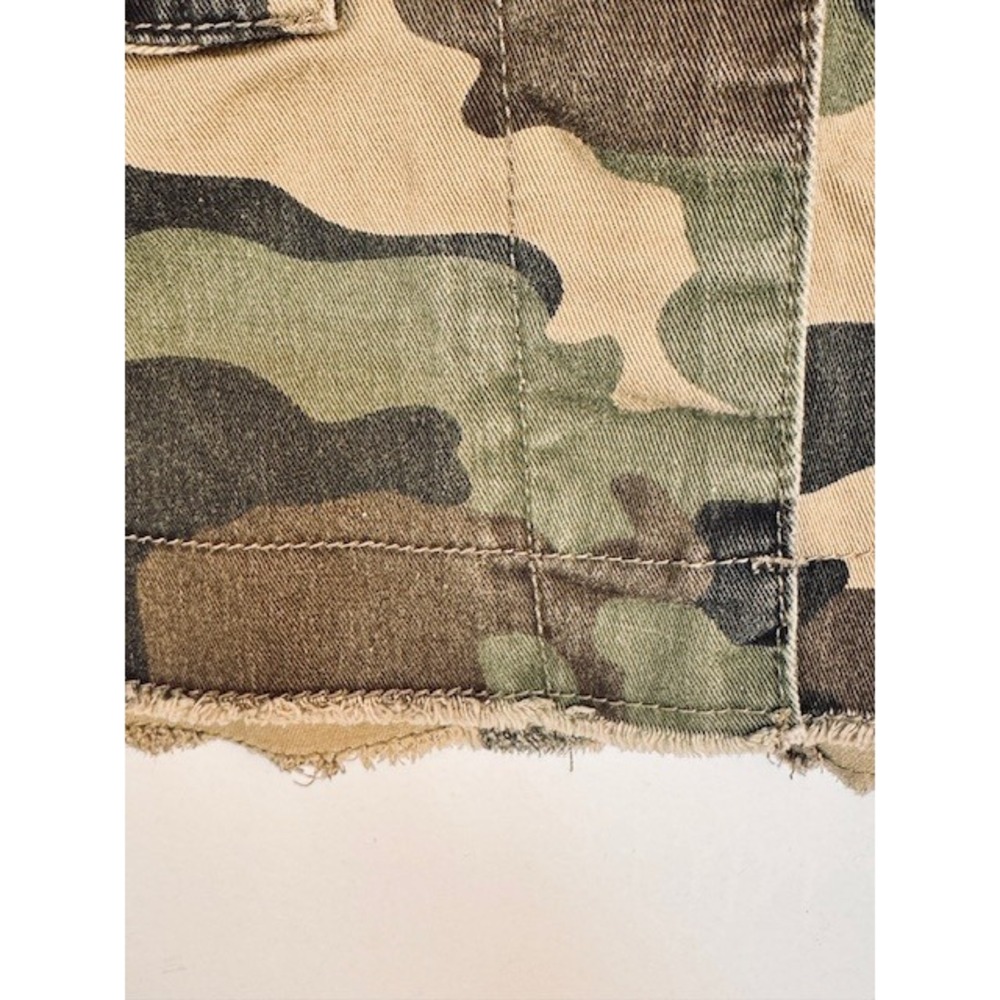 Bershka Camo Utility Jacket Cropped Distressed Raw Hem Small Grunge Casual Edgy - Picture 15 of 16